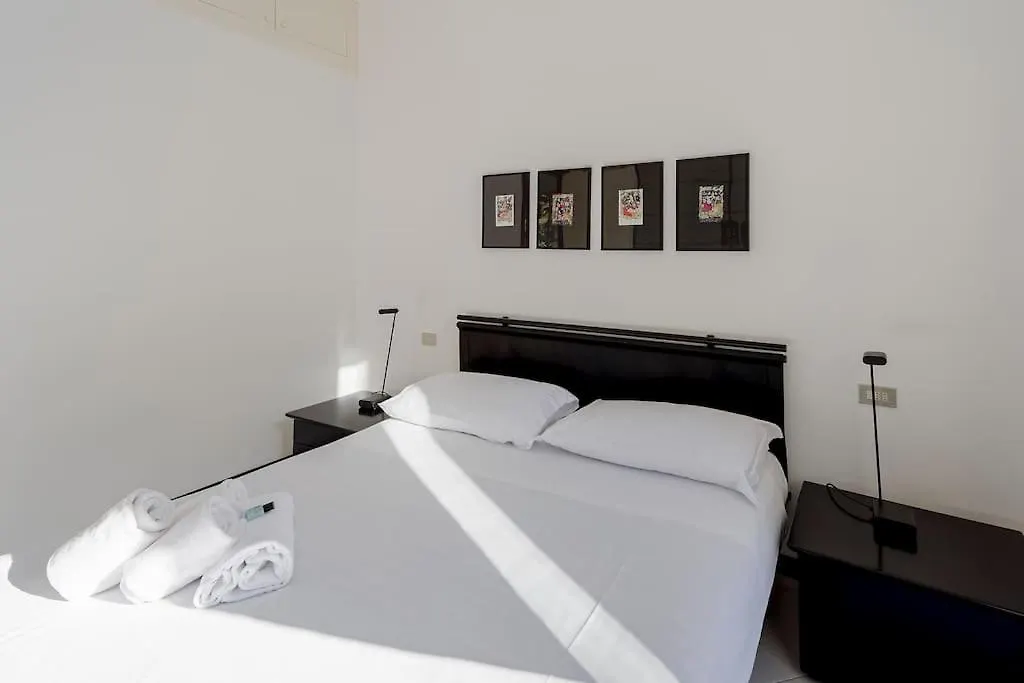 Victoria Hall Bordighera - 2 Bedroom Apartment - Parking