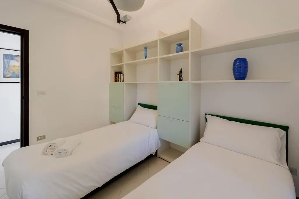 Victoria Hall Bordighera - 2 Bedroom Apartment - Parking