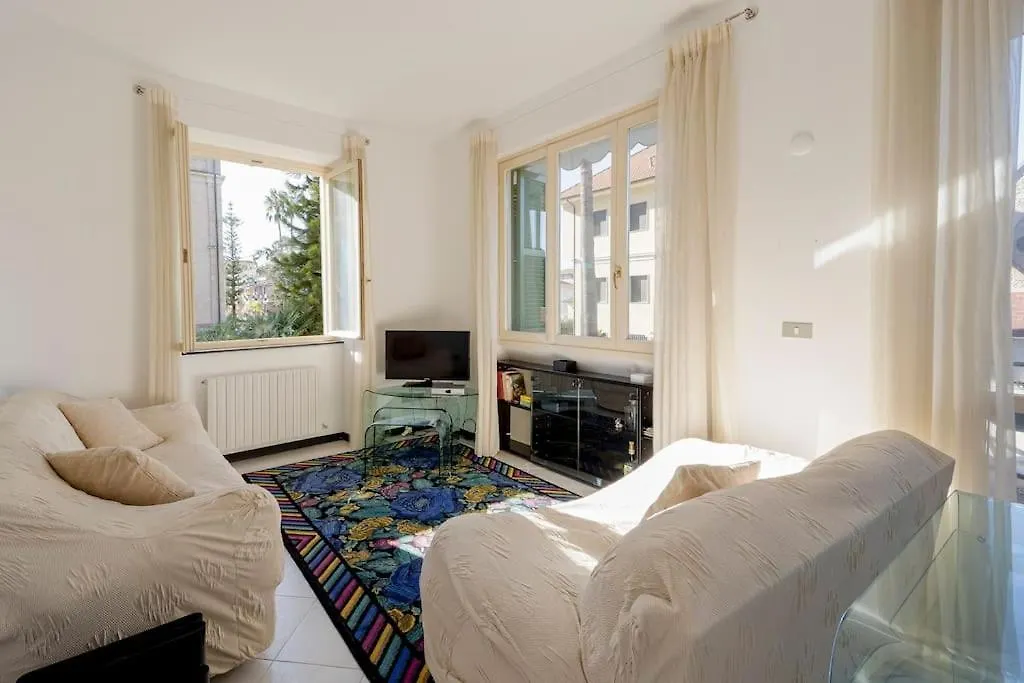 Victoria Hall Bordighera - 2 Bedroom Apartment - Parking